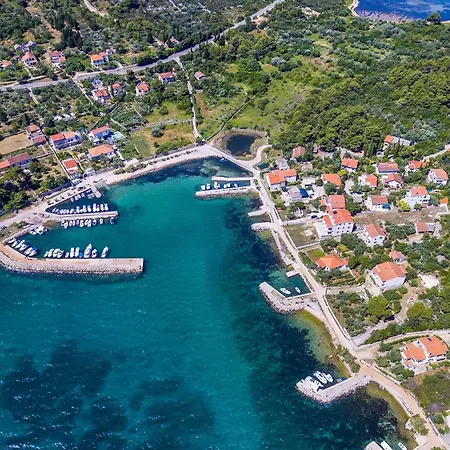 Beautiful In With House Sea View Tatil Evi Ždrelac