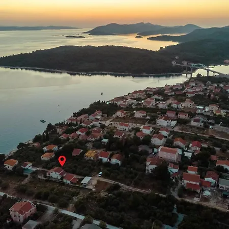 Beautiful In With House Sea View Tatil Evi
