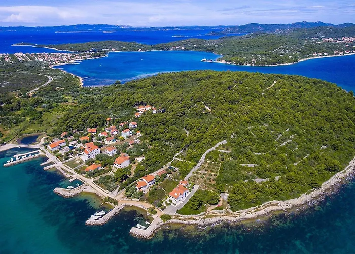 Lovely In Ždrelac