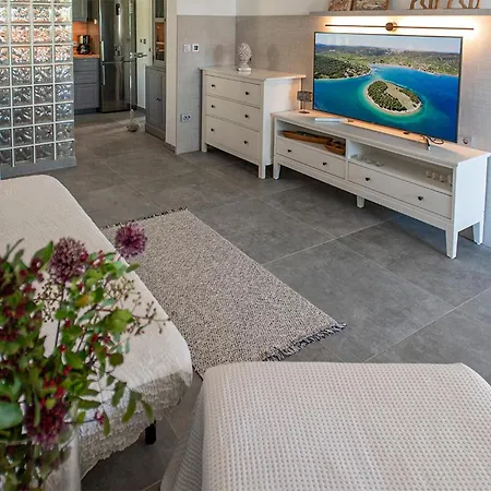 בית נופש Lovely In *