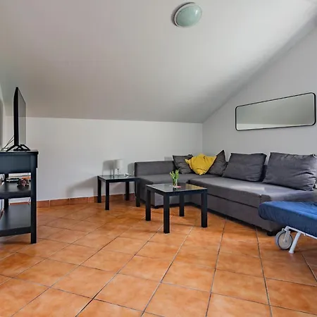 Lovely In בית נופש Ždrelac